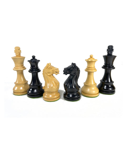 Ensemble de pièces d'échecs Knight Supreme 3.1 '' fabriquées à la main en buis indien