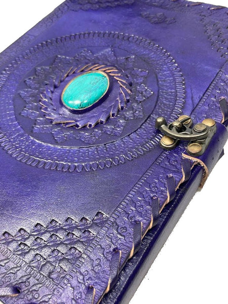 Laden Sie das Bild in den Galerie-Viewer, Blue Eye DIN B5 Journal Notiz- Skizzen- Lederbuch Baumwolle Papier Handarbeit Indien Deep Purple
