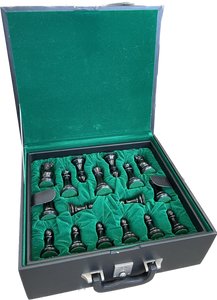 ROOGU 1849 Reproduced - XL Chess Figures Set Ebony Boxwood Brief Case KH 4.4'' 