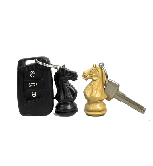 2x ROOGU Schlüsselanhänger Auto echte Schachfigur Springer Pferd Holz Indien