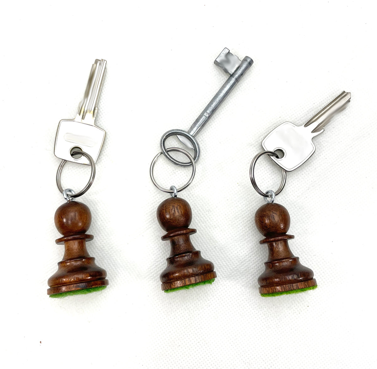 6 porte-clés en bois d'acacia véritable pièce d'échecs indienne faite à la main