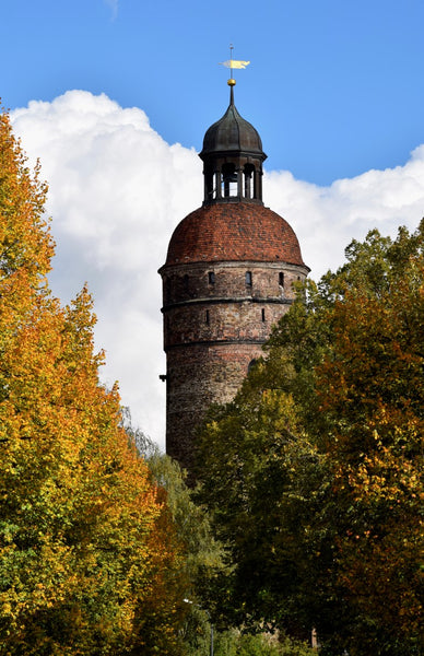 Laden Sie das Bild in den Galerie-Viewer, The Golden Tower * Holz-Foto-Bild  40x60cm Kunst Fotografie Wandkunst Wandbild
