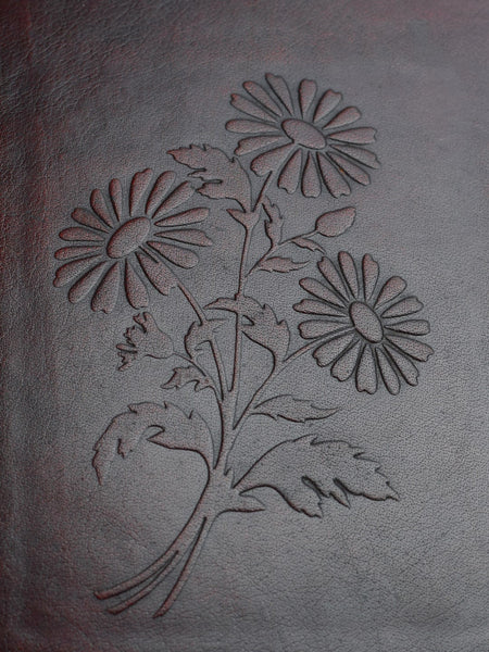 Załaduj zdjęcie w galerii, Herbarium * Segregator Teczka 4 pierścienie DIN A4 * Skórzana Ręcznie robiona w Indiach Kwiaty Bukiet
