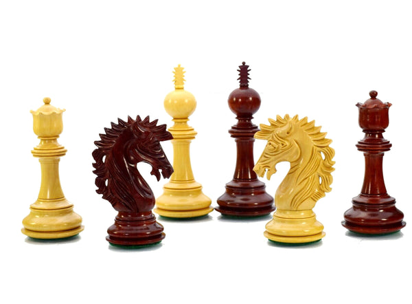 Carica l&#39;immagine nel visualizzatore della galleria, Camelot 4.7 &#39;&#39;XL Set di pezzi da scacchi in legno di padauk e bocote, India KH 12 cm 
