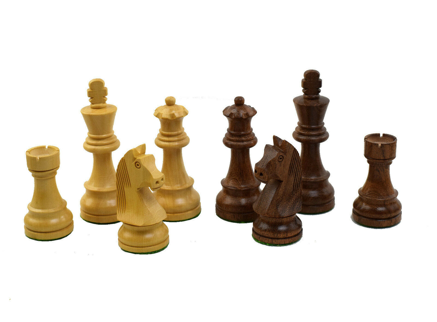 Peças xadrez estilo staunton, em madeira. 