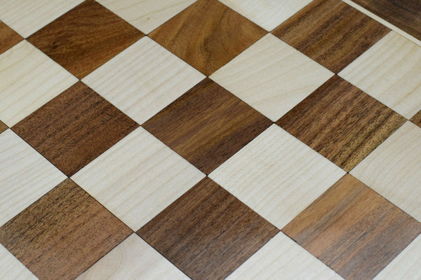 Carregue a imagem para o visualizador da galeria, Tabuleiro de xadrez 18&#39; madeira de acácia marfim dobrável armazenamento feito à mão Índia 
