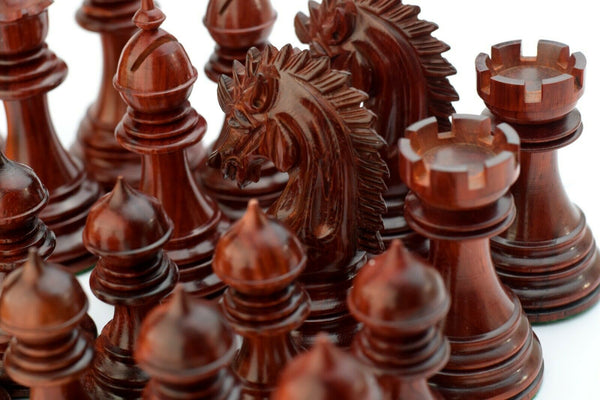 Sube la imagen al visor de la galería, Kangi 4.3&#39;&#39; Set de piezas XL de ajedrez PADAUK Boj Handmade India Hecho a mano 
