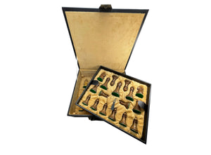 Especial Staunton 4.4'' - Juego de piezas de ajedrez de madera de acacia XL en una robusta maleta de mano India Big Foot.